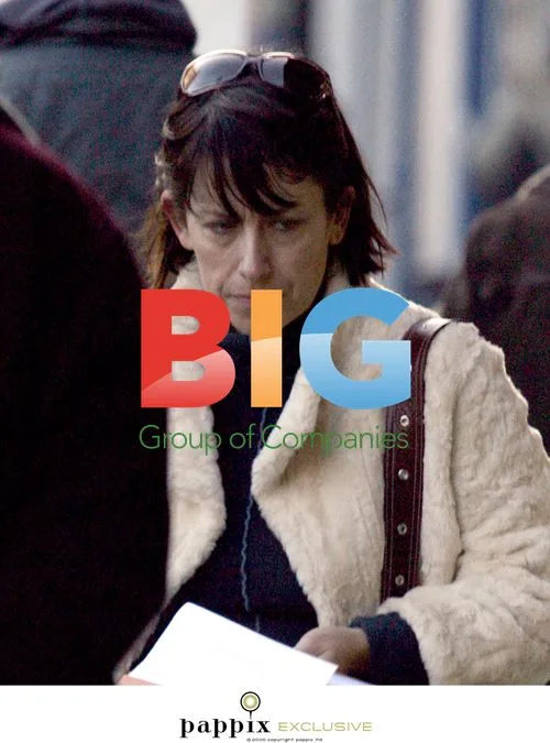 Fay Ripley Out and About with Family