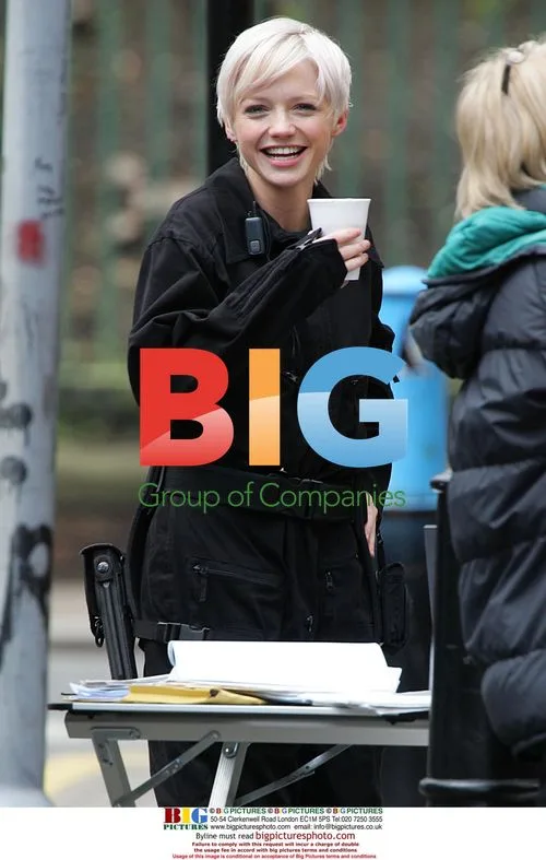 Hannah Spearitt on set of 'Primaeval'