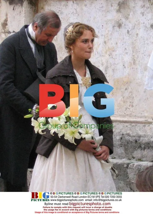 Keira Knightley and Michael Pitt on Silk Set