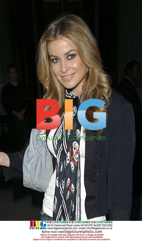 Carmen Electra Arriving at Hotel in London