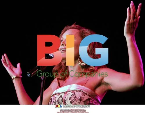 Vanessa Williams Performs in Valley Center, CA