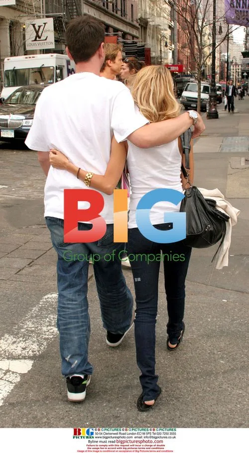 Nicole Richie and DJ AM in Soho