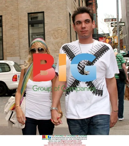 Nicole Richie and DJ AM spotted in Soho