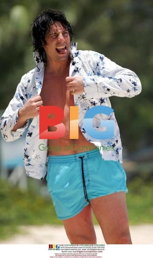 Laurence Llewelyn-Bowen on Caribbean Holiday