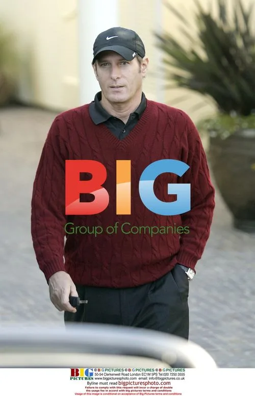 MICHAEL BOLTON Visits Friends in Malibu