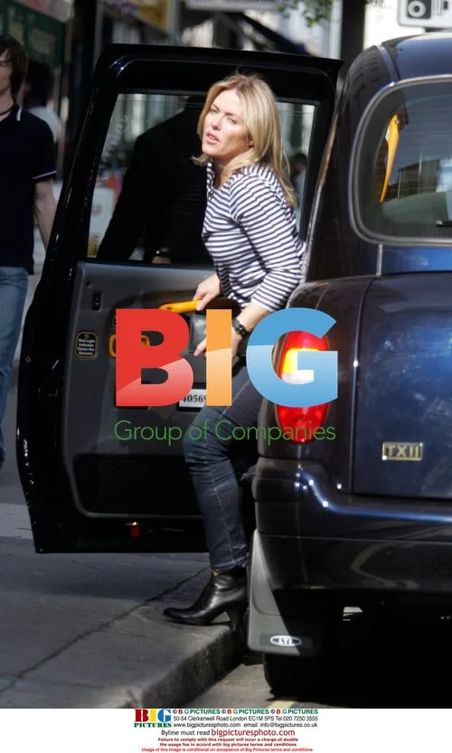 Patsy Kensit Spotted Shopping in Tight Jeans
