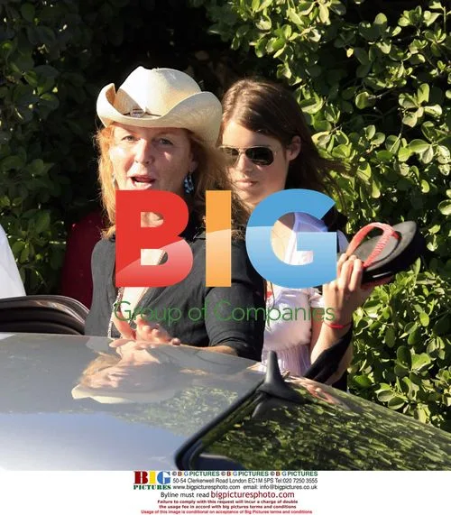 Sarah Ferguson and daughter Eugenie in Saint-Tropez
