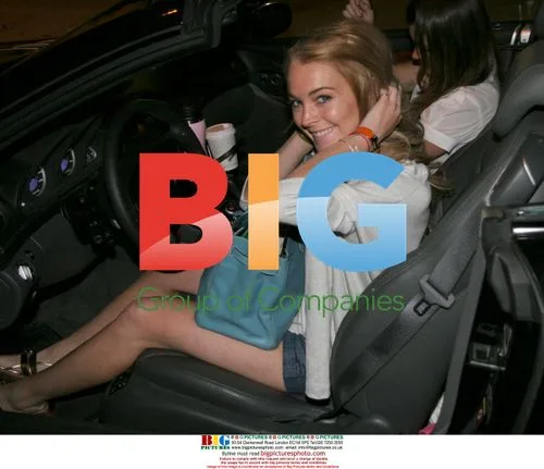 Lindsay Lohan Leaving Salon