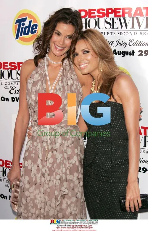 Teri Hatcher & Eva Longoria at Desperate Housewives DVD Launch