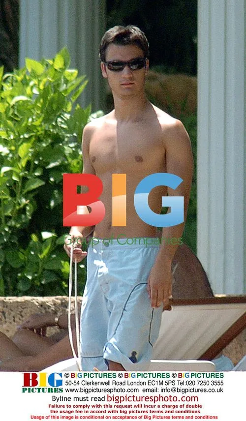Dani Pedrosa on holiday with girlfriend