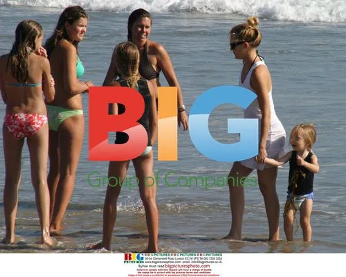 Kate Hudson and Son Ryder Enjoy Malibu Beach Day