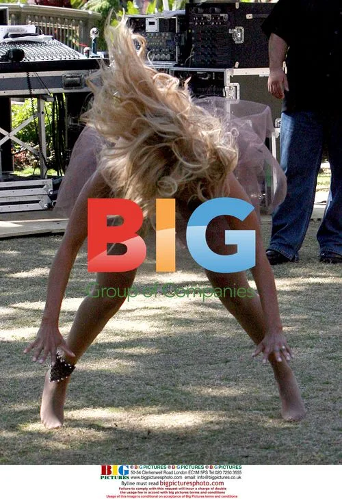 Tyra Banks Puts on Raunchy Show at Grove Shopping Center