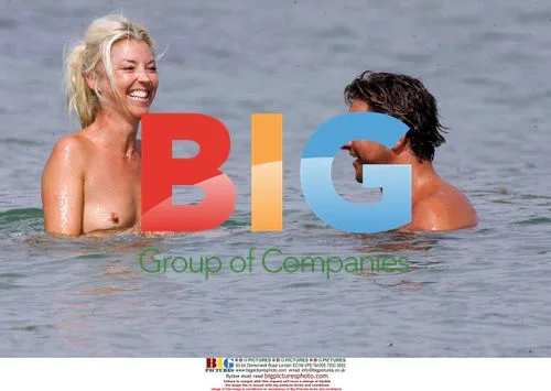 Tamara Beckwith and husband on holiday in Sardinia