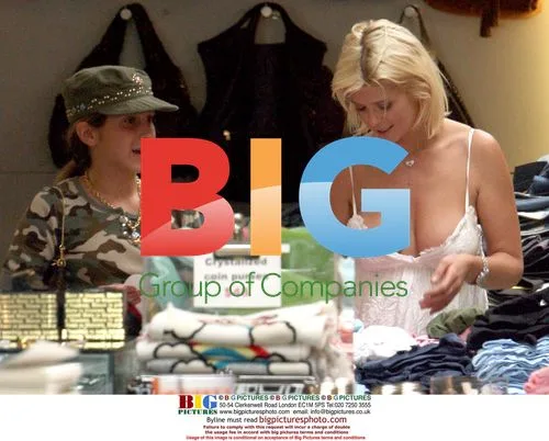 Tara Reid Shops in West Hollywood