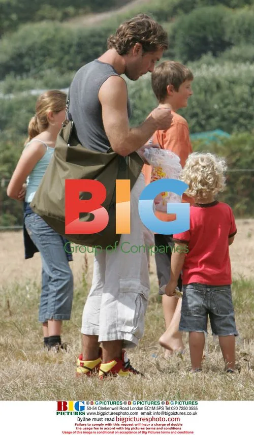 Jude Law Out with Rudy and Gary Kemp's Family
