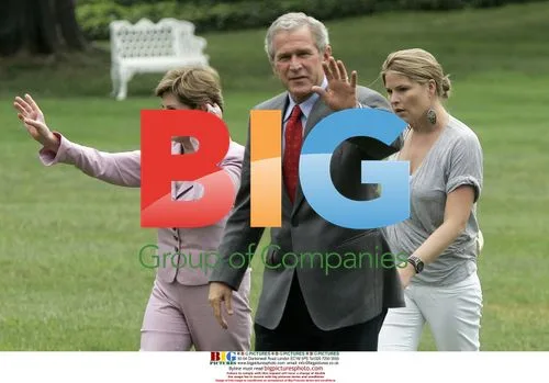 Bush Family Arrives at White House