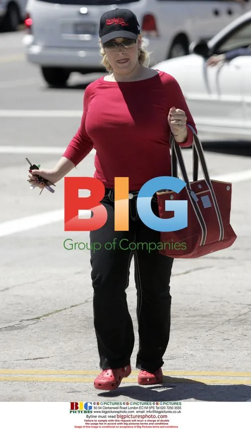 Carnie Wilson Shopping in Hollywood