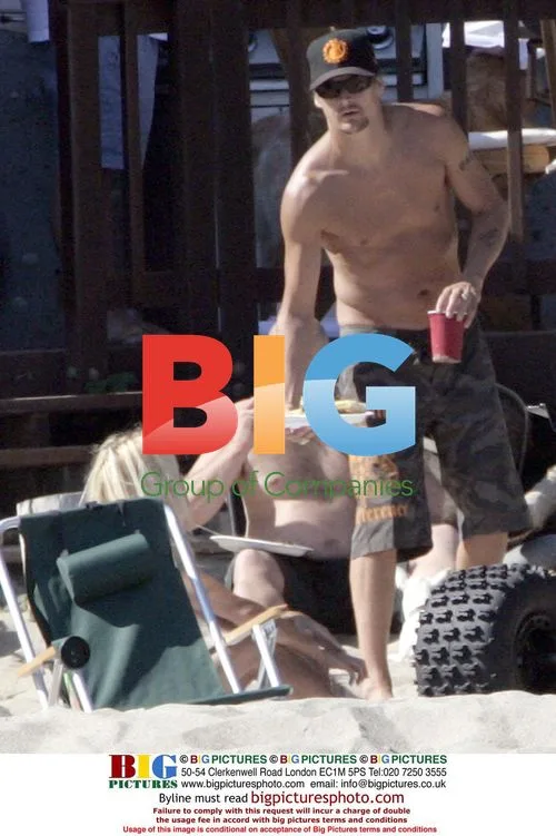 Pamela Anderson and Kid Rock Have Beach Party in Malibu