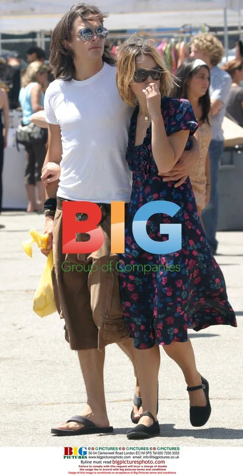 Keira Knightley shops with boyfriend at flea market