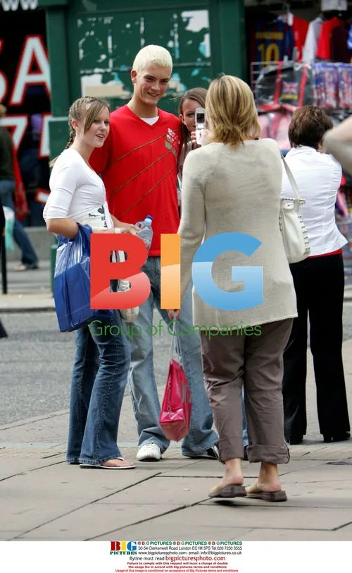 Glyn from Big Brother shopping