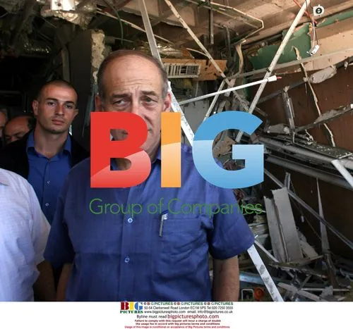 Olmert Inspects Damage at Nahariya Hospital