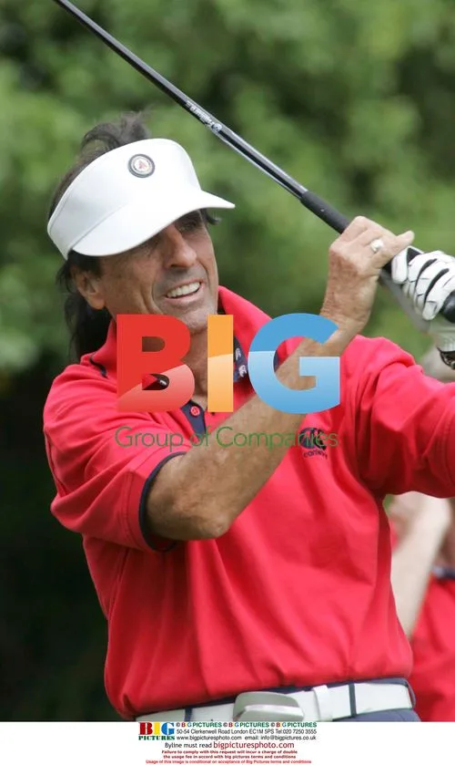 Alice Cooper plays in golf tournament