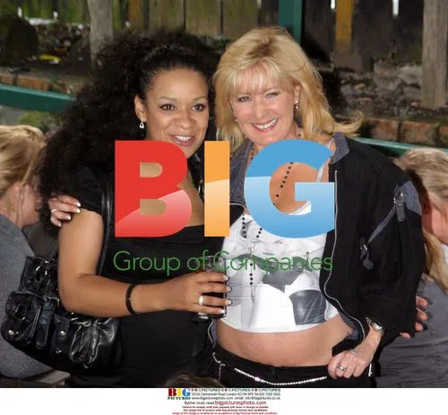 Bev Callard and Rowetta Singing on Canal Boat