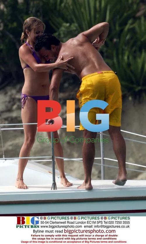 Corrie stars Tina and Ryan play on Antigua boat