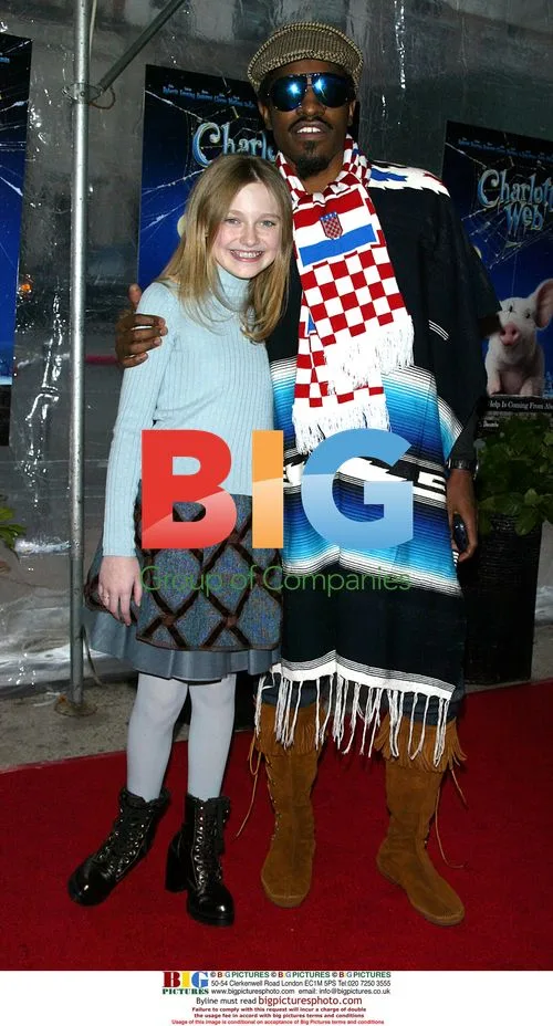 Dakota Fanning and Andre Benjamin at 'Charlotte's Web' premiere