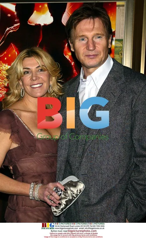 Liam Neeson and Natasha Richardson at 'Dreamgirls' premiere
