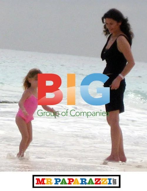 Catherine Zeta Jones and Family Beach Day