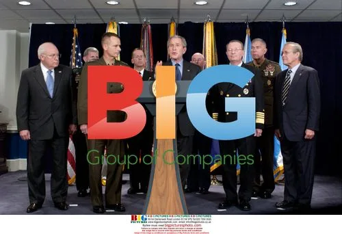 Bush Meets With Military Advisers at Pentagon