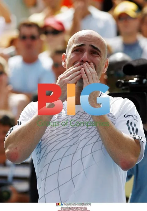Andre Agassi bids farewell at U.S. Open
