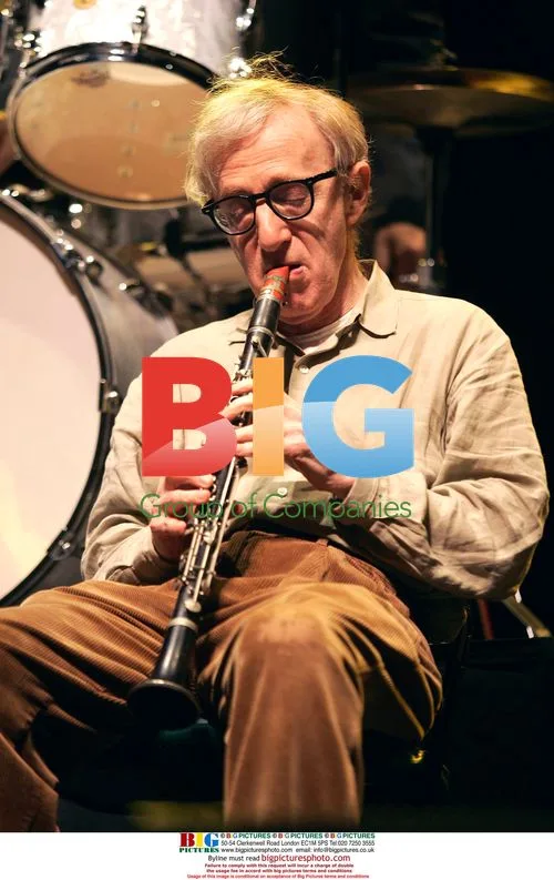 Woody Allen Performs with Jazz Band