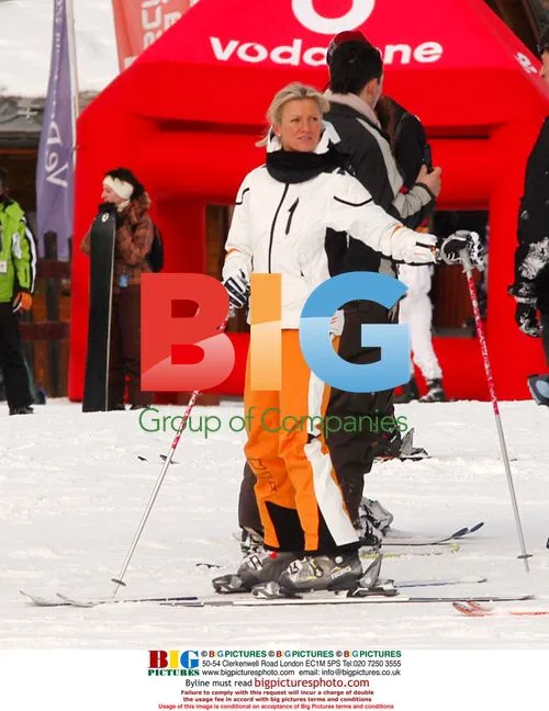 Pavel Nedved with family skiing in Pila