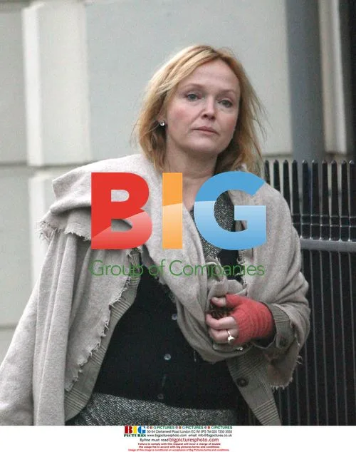 Miranda Richardson Shopping in London