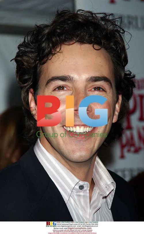 Director Shawn Levy attends "The Pink Panther" premiere