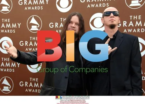 Mudvayne Arrives at 48th Grammy Awards