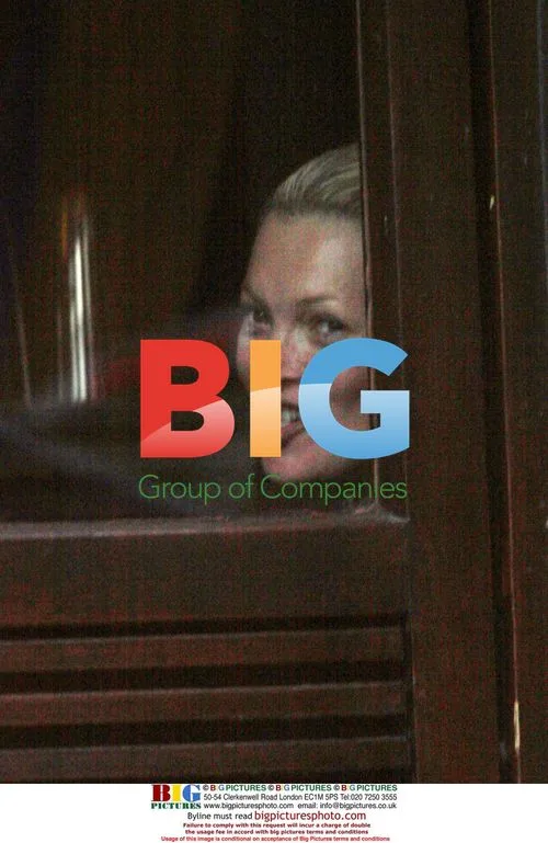 Kate Moss and Davina Taylor in Notting Hill Pub