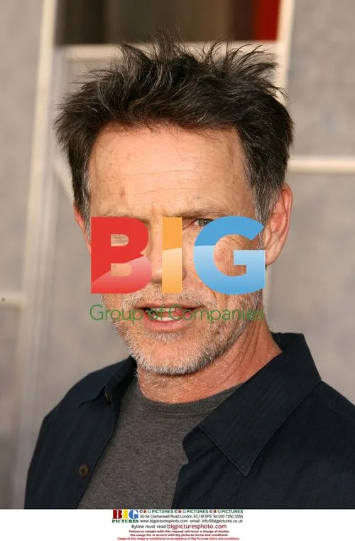 Bruce Greenwood at Eight Below Premiere