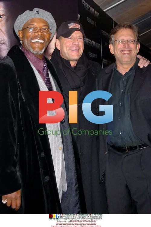 Samuel L. Jackson, Bruce Willis and Joe Roth at 'Freedomland' premiere