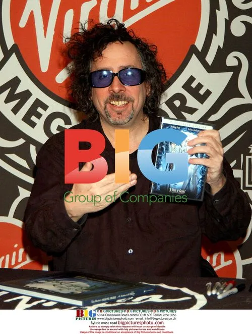 Tim Burton signs 'The Corpse Bride' DVD