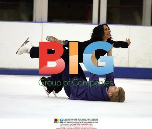 Kelly Holmes Trains for 'Dancing on Ice'