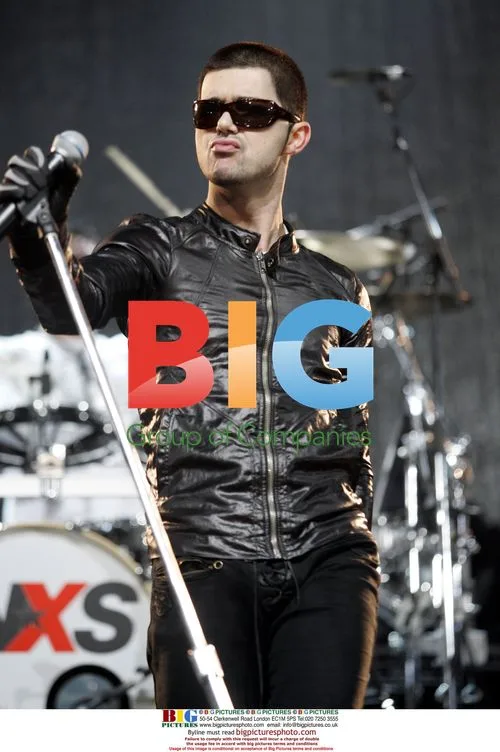 JD Fortune with INXS in concert in Florida