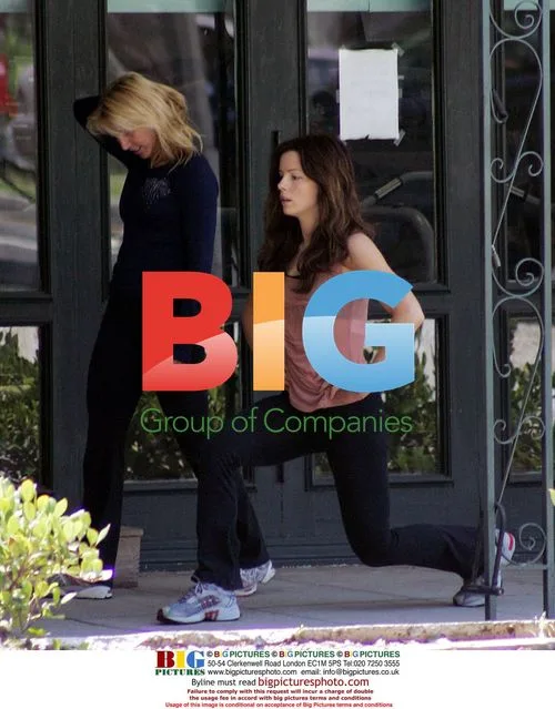 Kate Beckensale Gym Visit and House Hunting