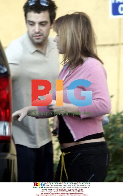 Ex-Spice Girl Geri Haliwell Shows Off Baby Bump