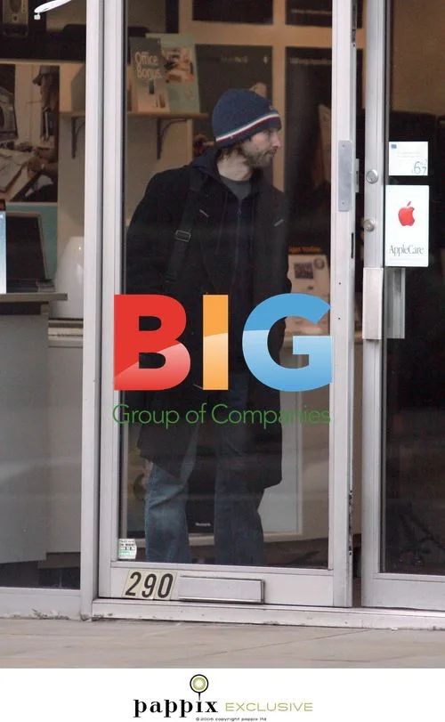 James Blunt leaves Apple store in North London