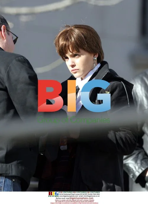 Mena Suvari on 'Factory Girl' set