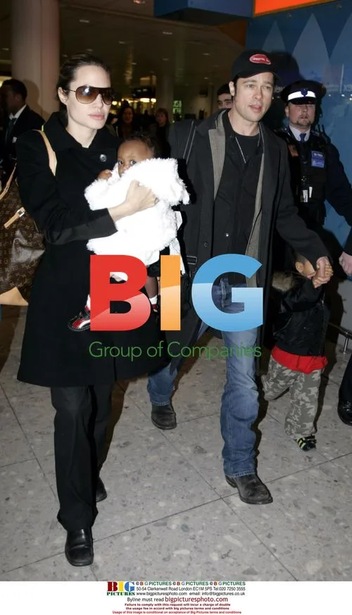 Angelina Jolie and Brad Pitt Arrive at Heathrow