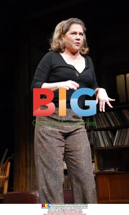 Kathleen Turner and Bill Irwin in Who's Afraid of Virginia Woolf?